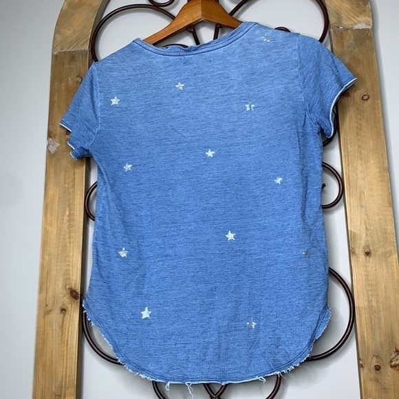 Anthropologie Cloth & Stone Star V Neck Top - Picture 3 of 5